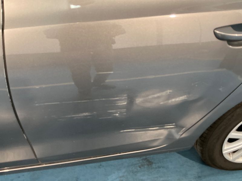 Volkswagen Golf VI 1.6 TDI Advance 2009 – снимка 22