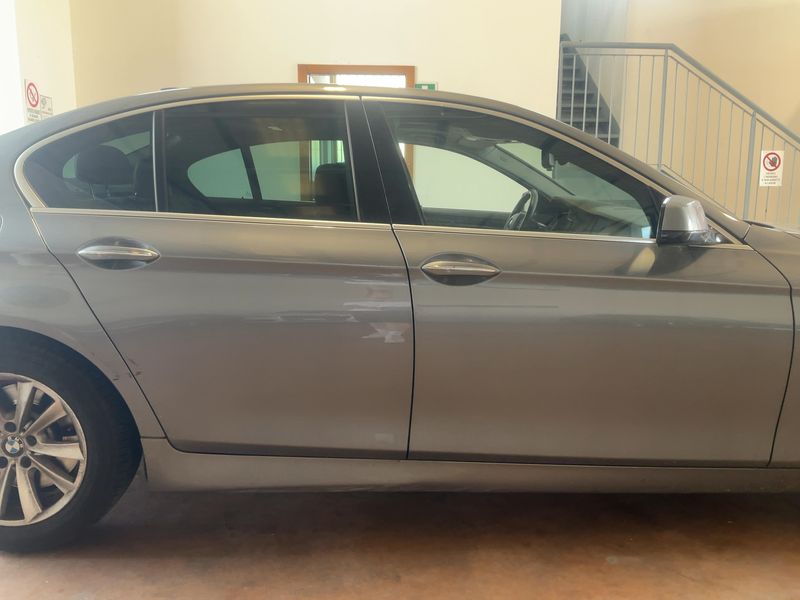 BMW 5er 530d 2013 – снимка 10