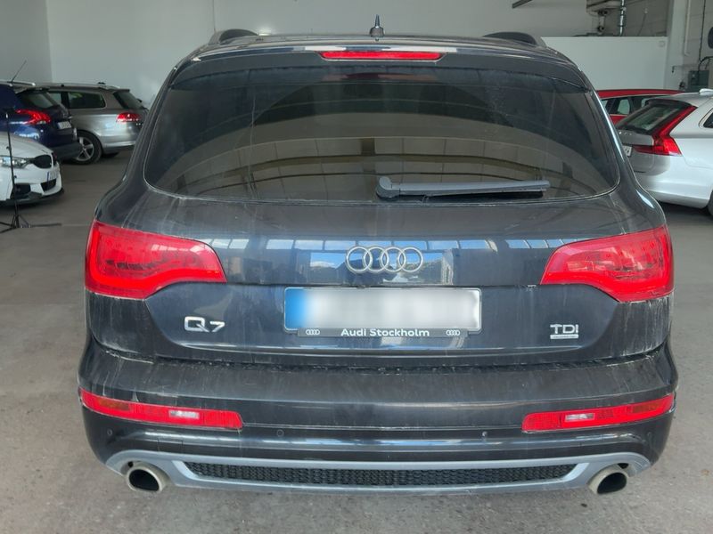 Audi Q7 3.0 V6 TDI quattro 2015 – снимка 7