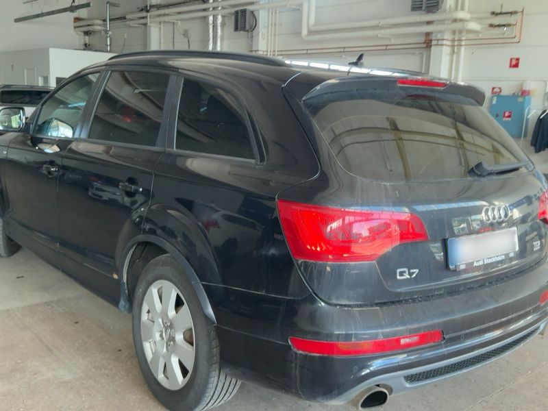 Audi Q7 3.0 V6 TDI quattro 2015 – снимка 6