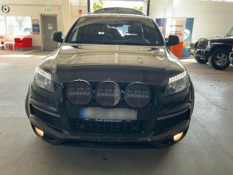 Audi Q7 3.0 V6 TDI quattro 2015 – снимка 14