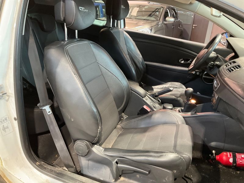 Renault Megane 1.9 dCi Dynamique 2012 – снимка 3