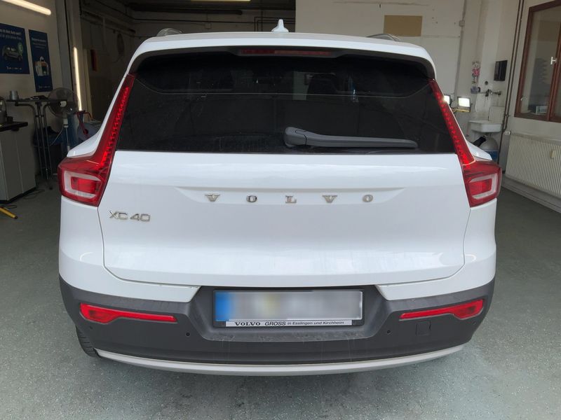 Volvo XC40 2.0 D4 Momentum Pro AWD 2019 – снимка 7