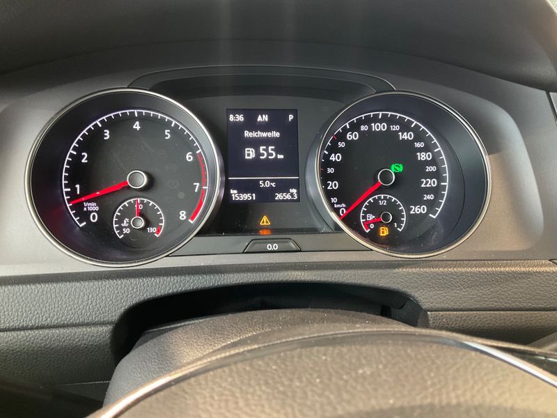 Volkswagen Golf VII 1.2 TSI Lounge BlueMotion Tech 2016 – снимка 18