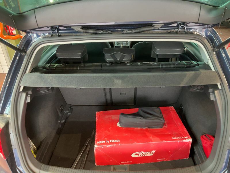 Volkswagen Golf VII 1.2 TSI Lounge BlueMotion Tech 2016 – снимка 15