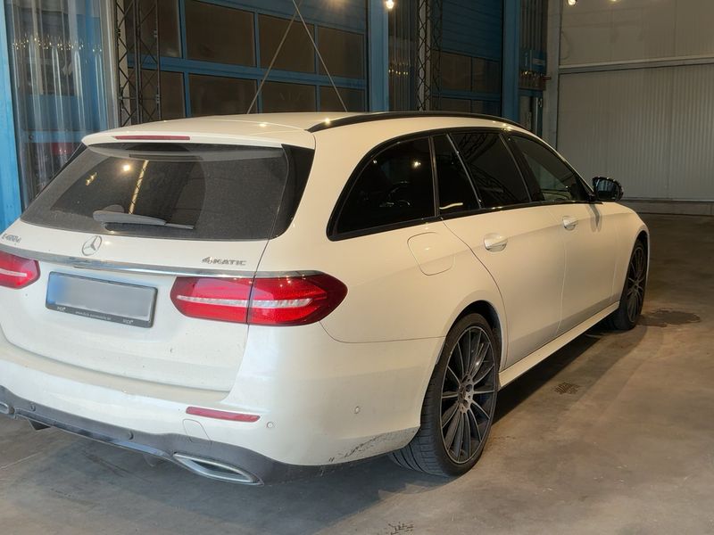 Mercedes-Benz E-Klasse E 400 d T 4Matic AMG Line 2019 – снимка 8