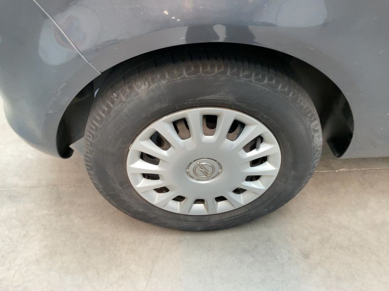 Opel Corsa 1.2 Selection 2013 – снимка 9