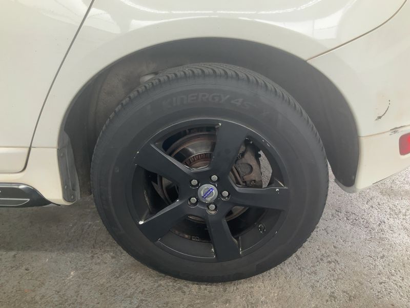 Volvo XC60 2.4 D4 R-Design AWD 2013 – снимка 5
