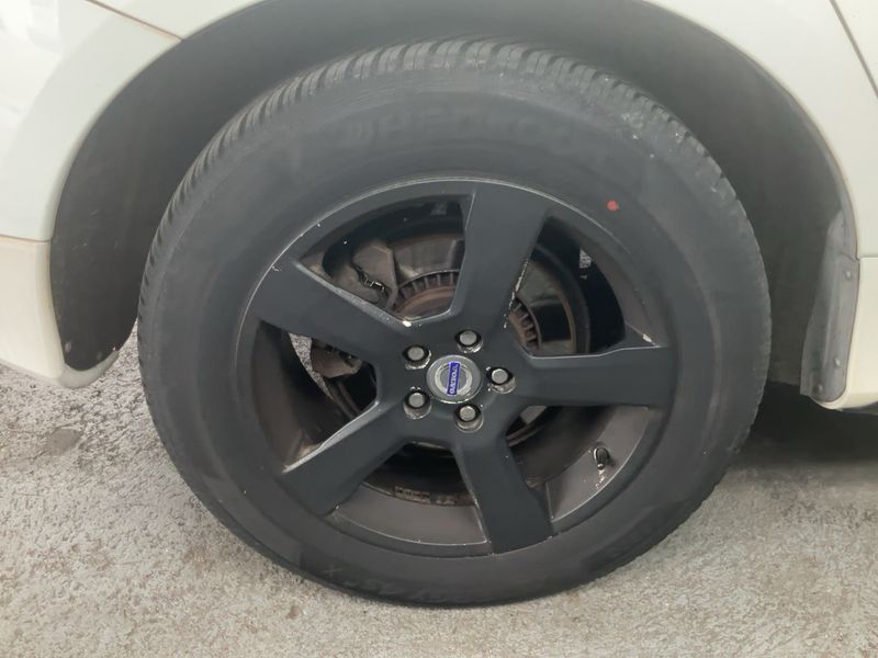 Volvo XC60 2.4 D4 R-Design AWD 2013 – снимка 9