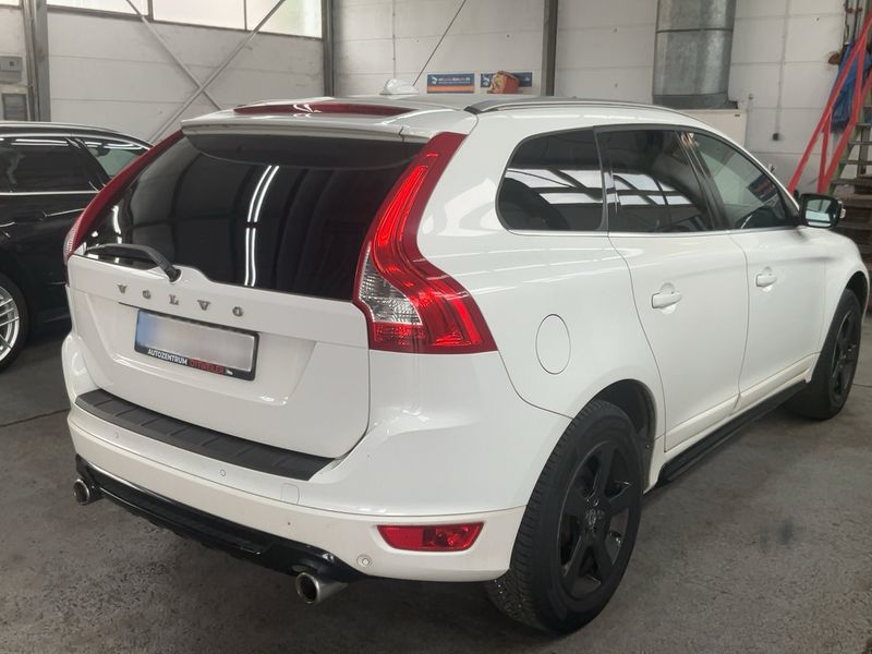 Volvo XC60 2.4 D4 R-Design AWD 2013 – снимка 8