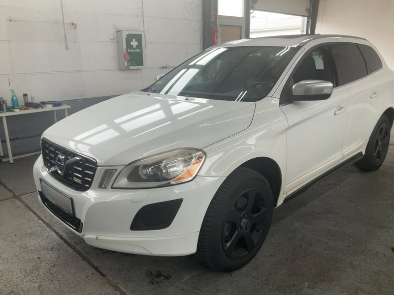 Volvo XC60 2.4 D4 R-Design AWD 2013 – снимка 1