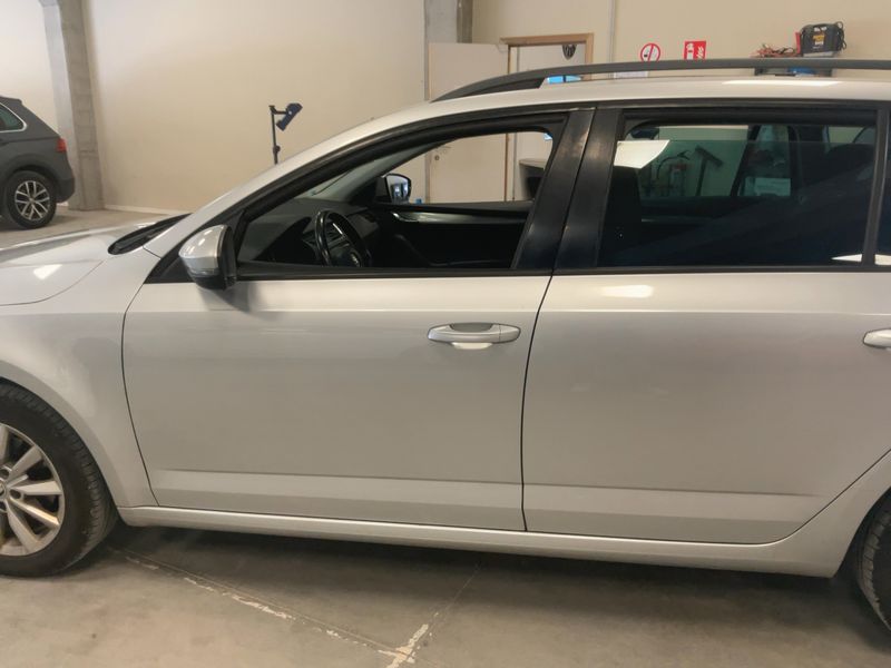 Skoda Octavia 1.6 TDI Ambition 2017 – снимка 4