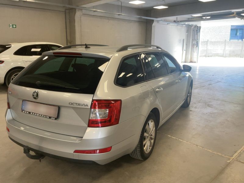 Skoda Octavia 1.6 TDI Ambition 2017 – снимка 8