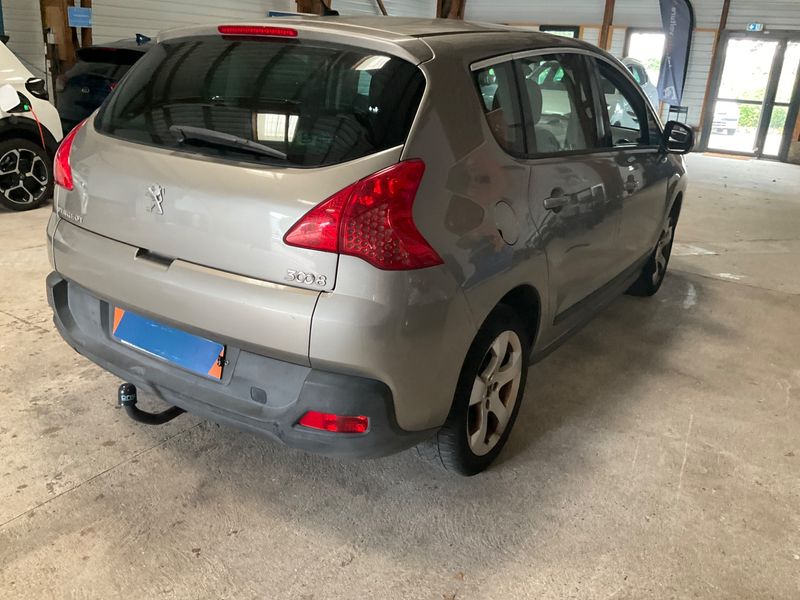Peugeot 3008 1.6 HDi Active 2012 – снимка 2