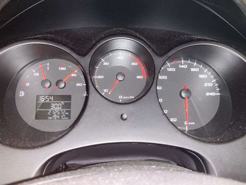 Seat Altea 1.6 TDI Reference 2012 – снимка 4
