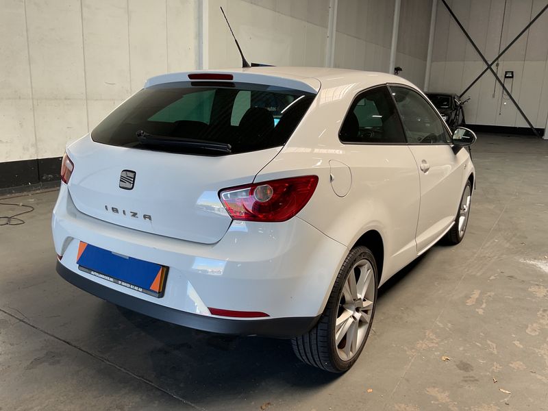 Seat Ibiza 1.4 Sport 2008 – снимка 2