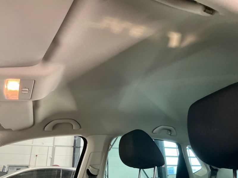 Volkswagen Polo 1.6 TDI Style 2012 – снимка 27