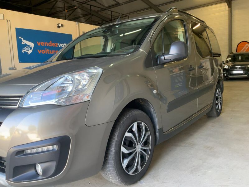Citroen Berlingo 1.2 e-THP 20 Aniversario Edition 2017 – снимка 2