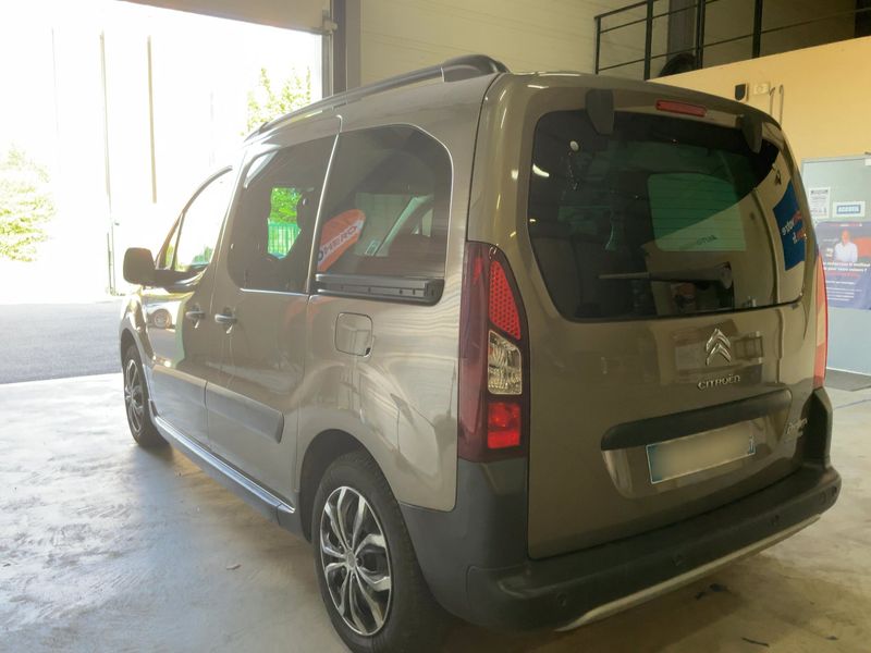 Citroen Berlingo 1.2 e-THP 20 Aniversario Edition 2017 – снимка 6