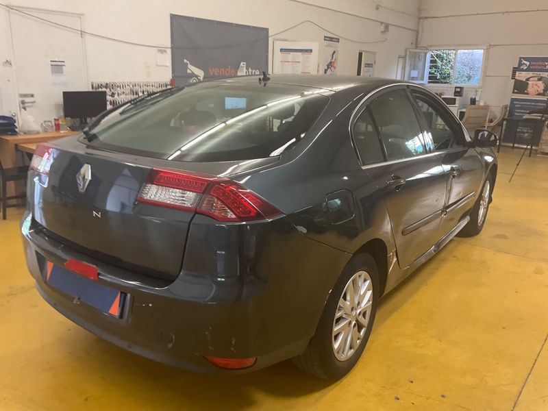 Renault Laguna 1.5 dCi Business Eco2 2013 – снимка 2