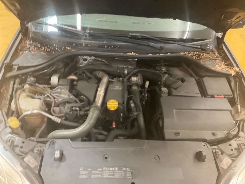 Renault Laguna 1.5 dCi Business Eco2 2013 – снимка на щета