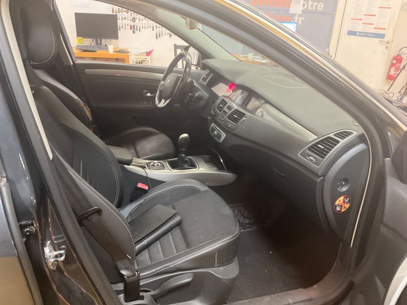 Renault Laguna 1.5 dCi Business Eco2 2013 – снимка 3