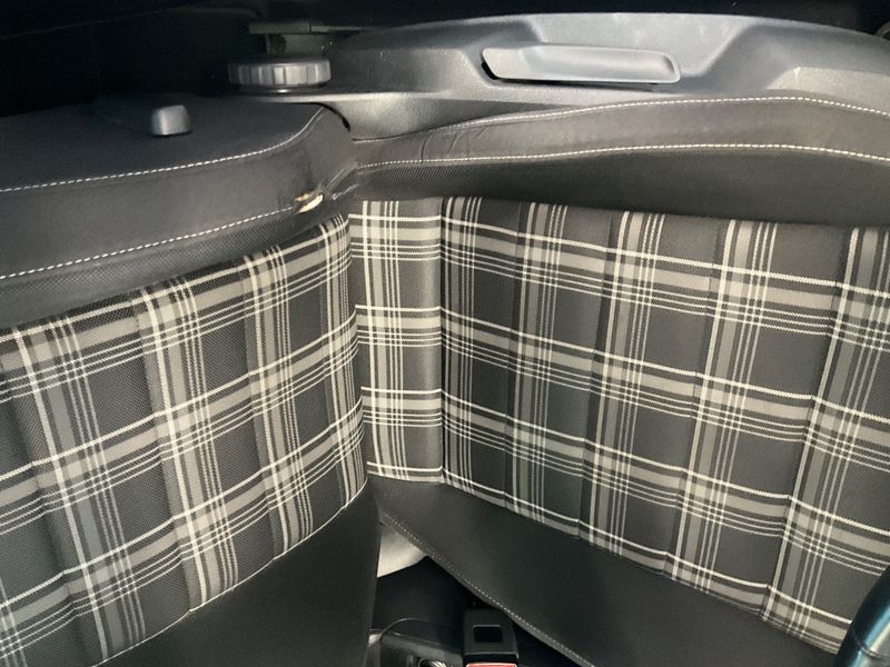 Volkswagen Golf VII 2.0 TDI GTD BlueMotion Tech 2016 – снимка 22