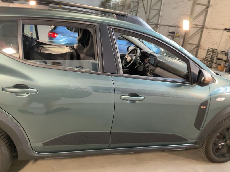 Dacia Sandero 1.0 TCe LPG Stepway Extreme+ 2025 – снимка 10