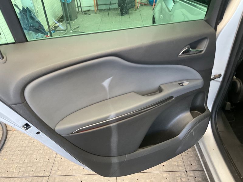 Opel Zafira Tourer 1.4 Turbo Innovation 2013 – снимка 44