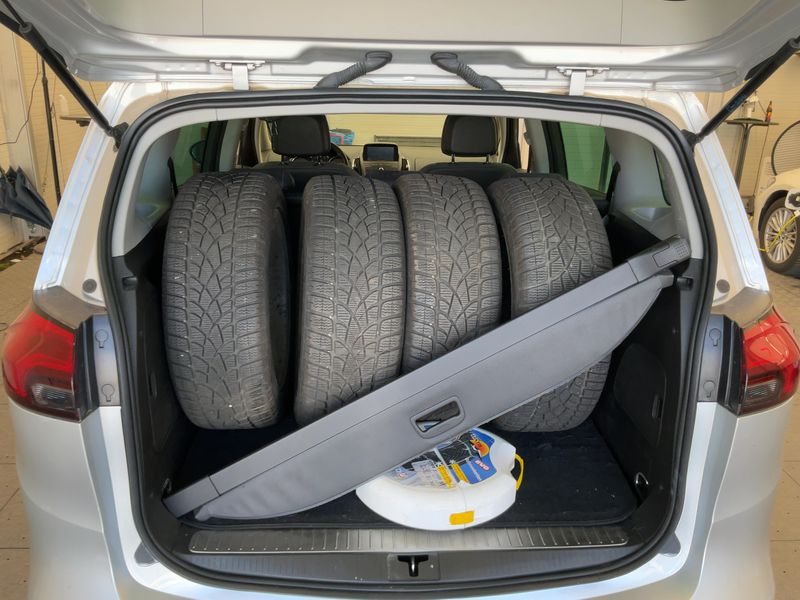 Opel Zafira Tourer 1.4 Turbo Innovation 2013 – снимка 16