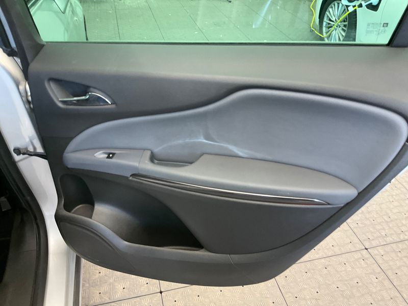 Opel Zafira Tourer 1.4 Turbo Innovation 2013 – снимка 42