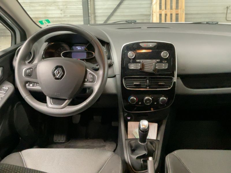 Renault Clio 0.9 Intens 2019 – снимка 17