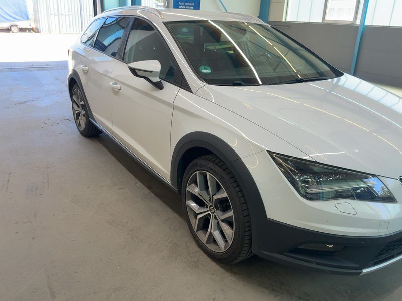 Seat Leon 2.0 TDI X-Perience 4Drive 2015 – снимка 12