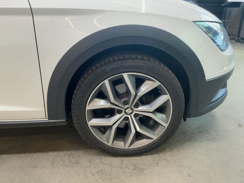Seat Leon 2.0 TDI X-Perience 4Drive 2015 – снимка 11