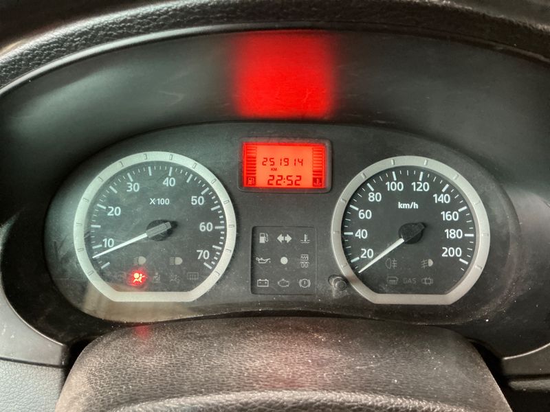 Dacia Logan MCV 1.5 dCi Laureate 2007 – снимка 4