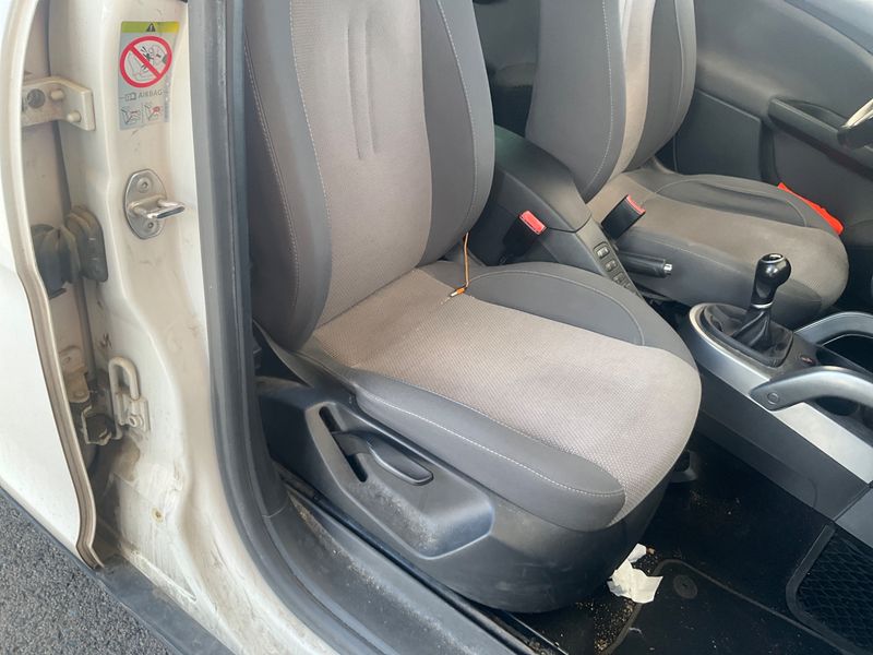 Seat Altea 1.6 TDI Style Ecomotive 2010 – снимка 8