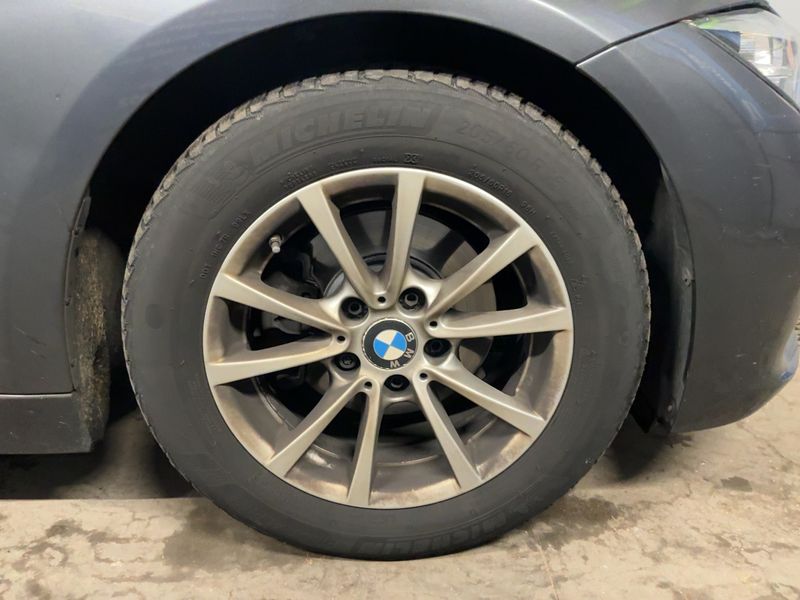 BMW 3er 320d EfficientDynamics Sport Line 2016 – снимка 20