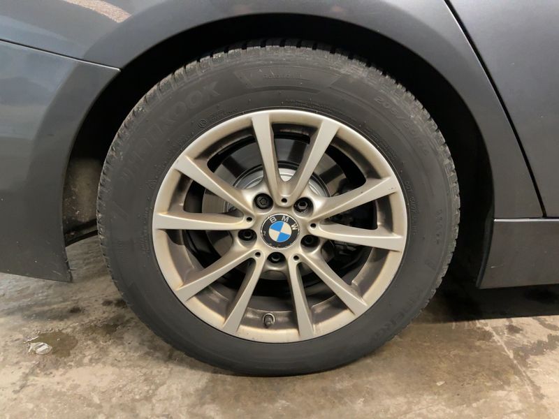 BMW 3er 320d EfficientDynamics Sport Line 2016 – снимка 19