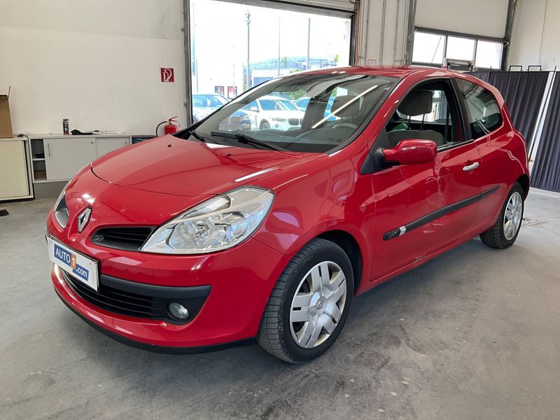 Renault Clio 1.5 dCi Privilege 2006 – снимка 1