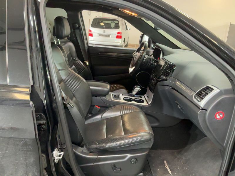 Jeep Grand Cherokee 6.2 V8 Trailhawk 2019 – снимка 16