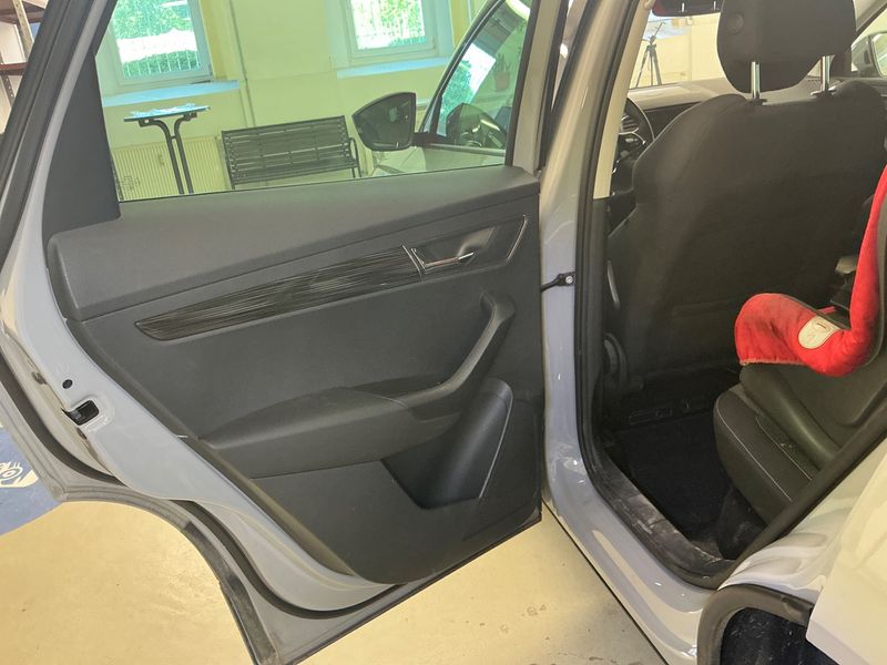 Skoda Karoq 2.0 TDI Style 2021 – снимка 26