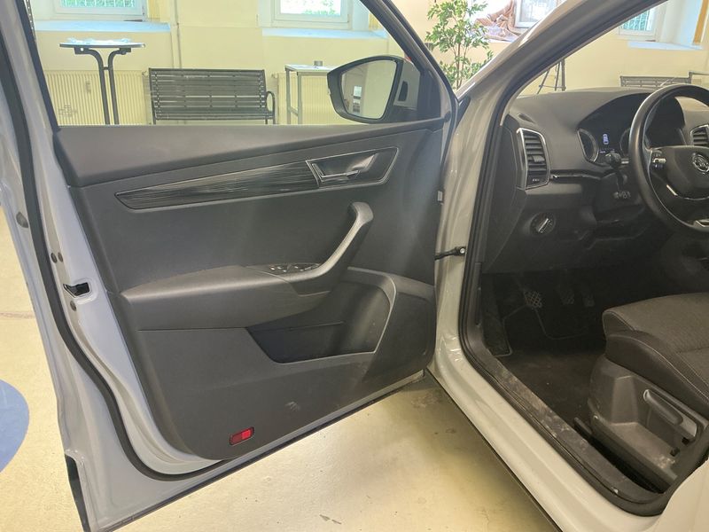 Skoda Karoq 2.0 TDI Style 2021 – снимка 25