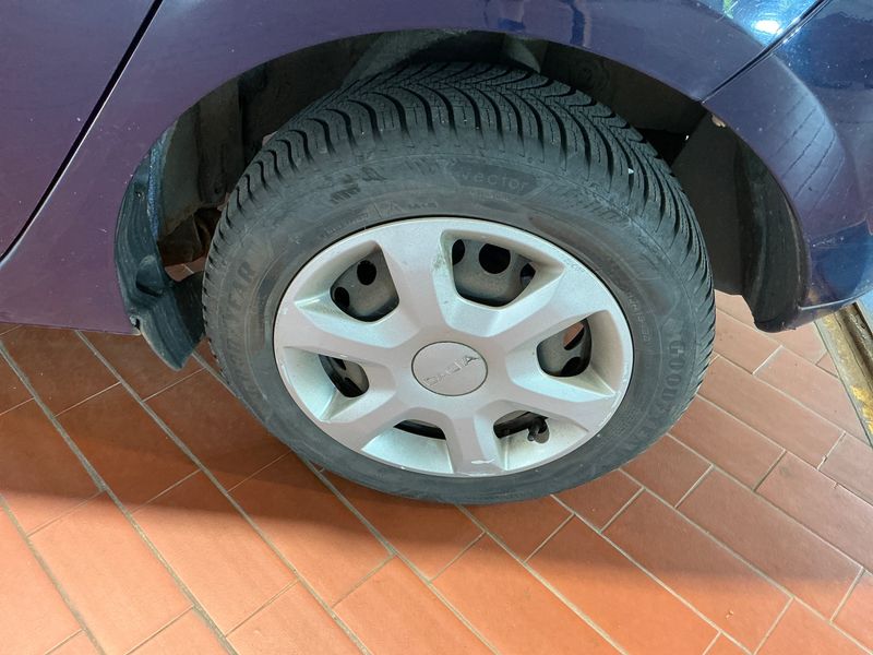Dacia Sandero 1.2 Ambiance 2015 – снимка на щета