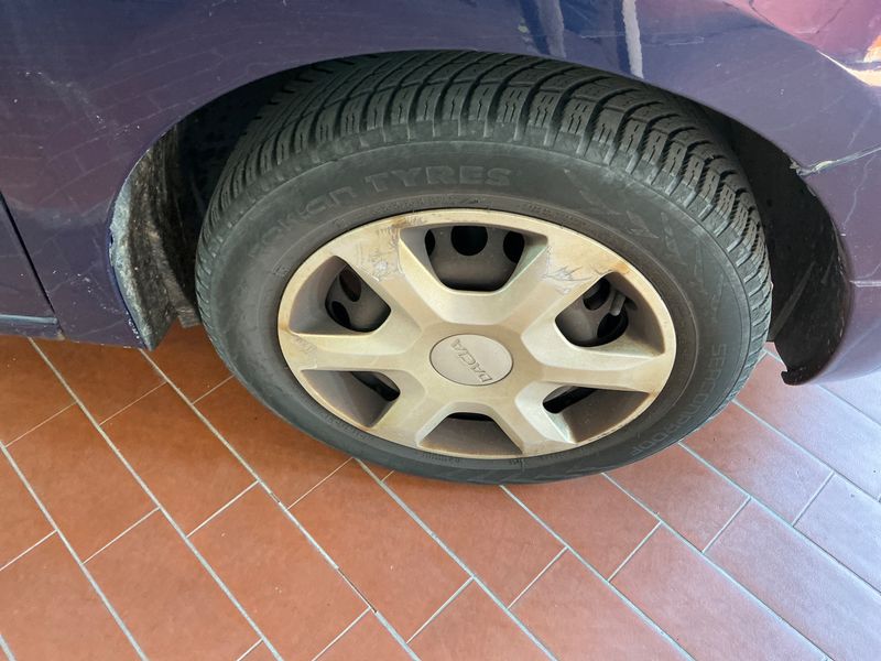 Dacia Sandero 1.2 Ambiance 2015 – снимка на щета