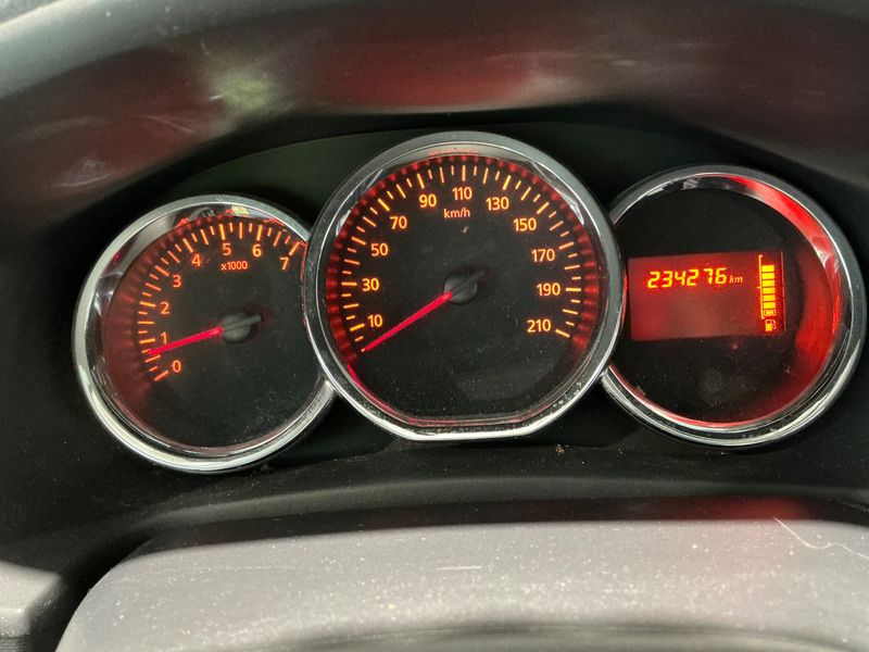 Dacia Sandero 1.2 Ambiance 2015 – снимка 4