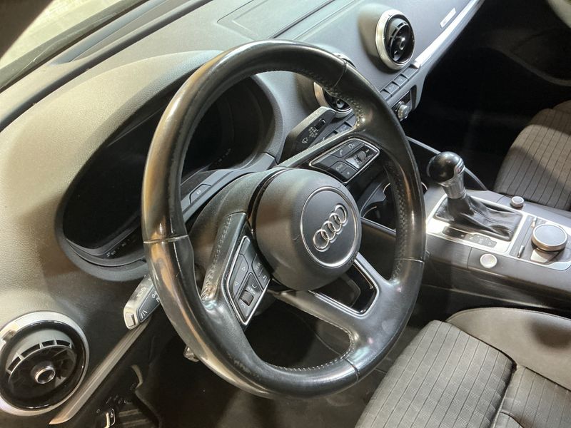 Audi A3 Sportback 2.0 TDI Sport 2017 – снимка 36