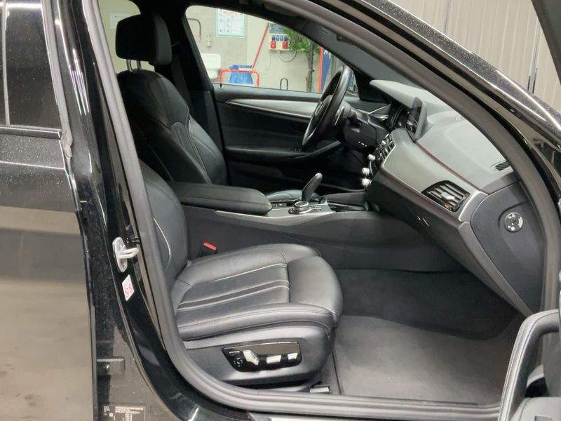 BMW 5er 540d xDrive M Sport 2020 – снимка 17