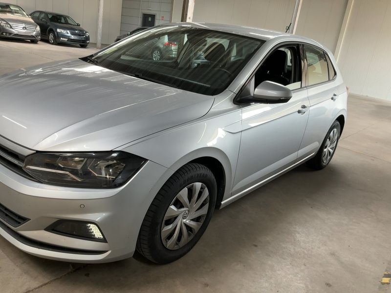 Volkswagen Polo 1.0 Comfortline 2019 – снимка 2