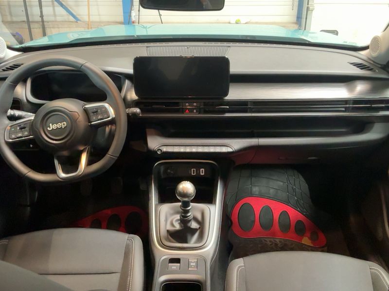 Jeep Avenger 1.2 T-GDI Altitude 2024 – снимка 17