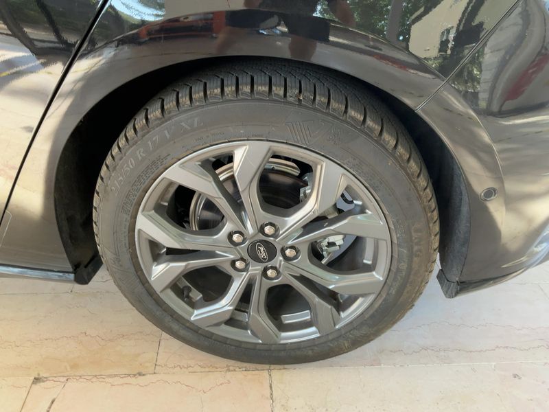 Ford Focus 1.5 TDCi EcoBlue ST-Line 2025 – снимка 5
